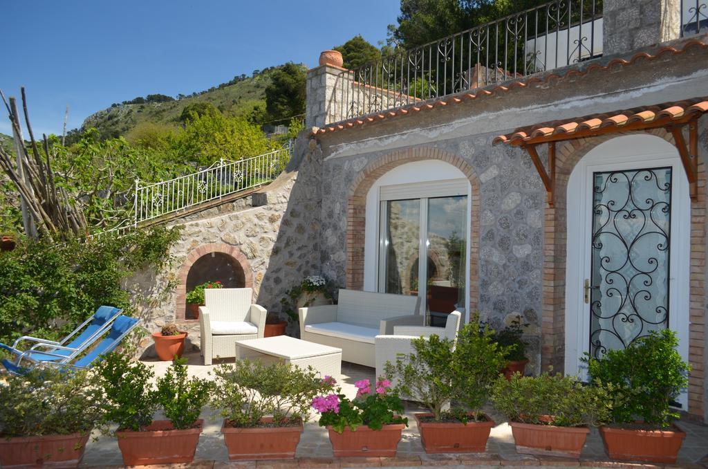 Le Ginestre Di Capri Bb & Holiday House Anacapri  Exterior photo